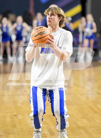 Thumbnail 2 in Yuma Catholic vs Valley Christian (AIA 3A Semifinal) photogallery.