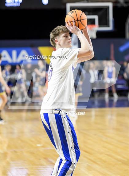 Thumbnail 2 in Yuma Catholic vs Valley Christian (AIA 3A Semifinal) photogallery.