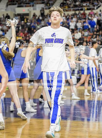 Thumbnail 2 in Yuma Catholic vs Valley Christian (AIA 3A Semifinal) photogallery.