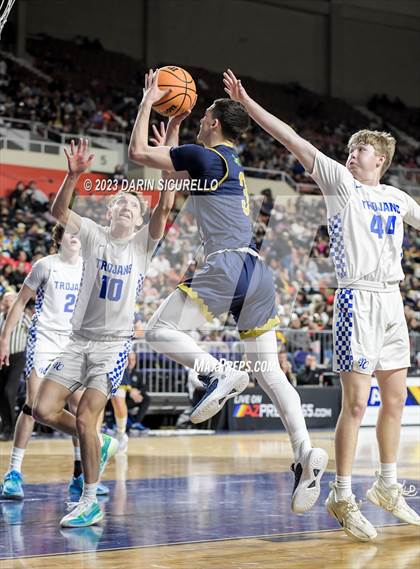 Thumbnail 3 in Yuma Catholic vs Valley Christian (AIA 3A Semifinal) photogallery.