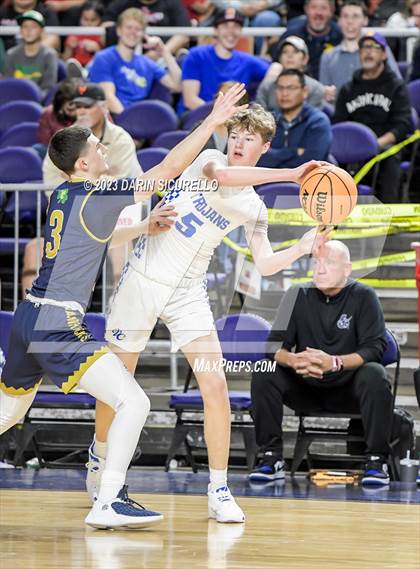 Thumbnail 2 in Yuma Catholic vs Valley Christian (AIA 3A Semifinal) photogallery.