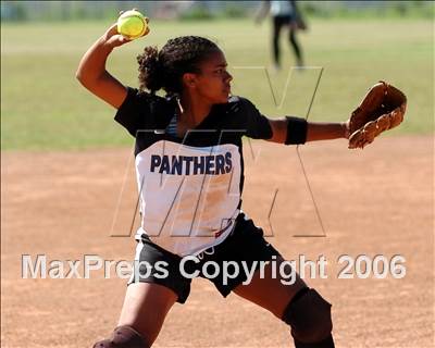 Thumbnail 3 in Temescal Canyon @ Diamond Ranch (Section Playoffs) photogallery.