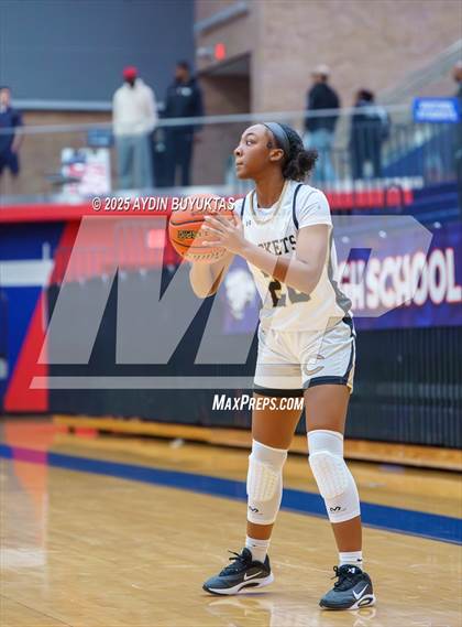 Thumbnail 3 in Emerson vs. Cleburne (Allen Hoopfest Basketball Tournament) photogallery.