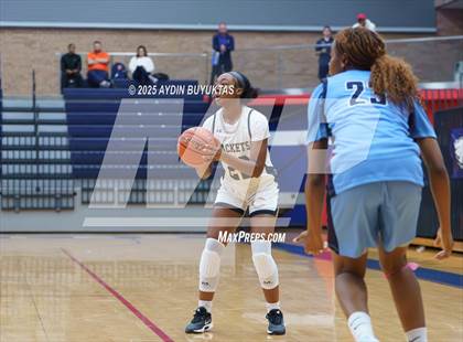Thumbnail 1 in Emerson vs. Cleburne (Allen Hoopfest Basketball Tournament) photogallery.