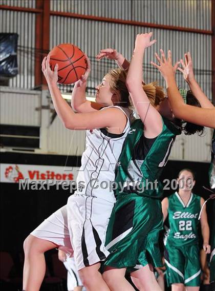 Thumbnail 3 in Elliot Christian @ Woodland Christian photogallery.