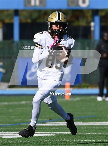 Thumbnail 3 in Trumbull @ Darien photogallery.