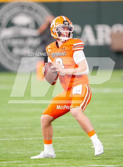 Thumbnail 3 in DeSoto vs Rockwall UIL 6A D1 Playoff photogallery.