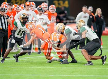 Thumbnail 2 in DeSoto vs Rockwall UIL 6A D1 Playoff photogallery.