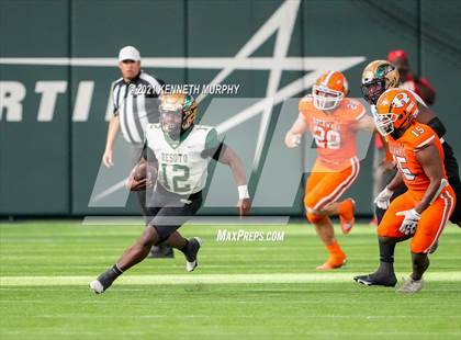 Thumbnail 3 in DeSoto vs Rockwall UIL 6A D1 Playoff photogallery.