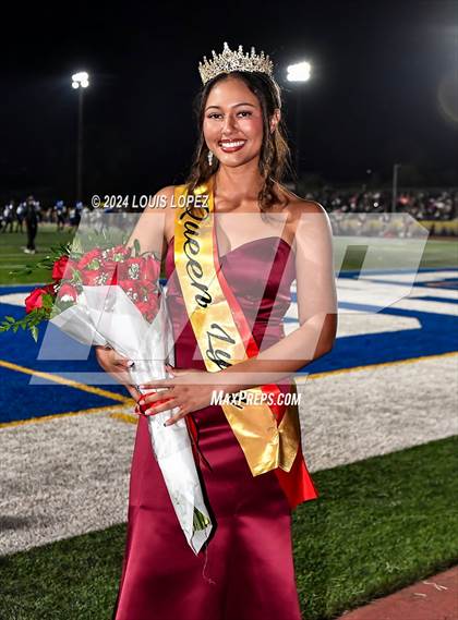 Thumbnail 1 in Bonita @ Charter Oak (Homecoming Game) photogallery.