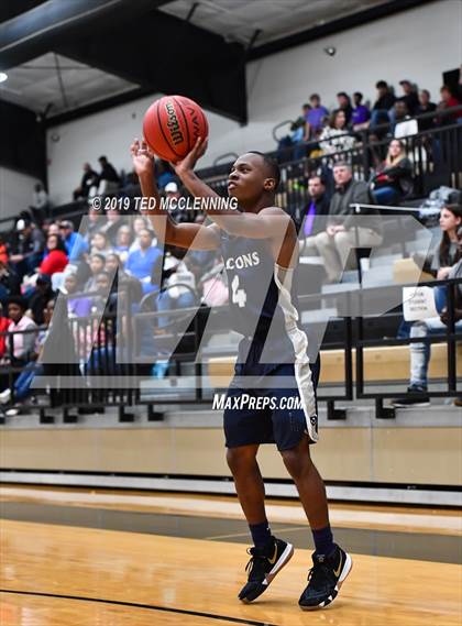 Thumbnail 2 in England vs. Maumelle Charter photogallery.