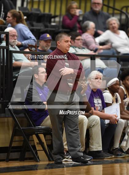 Thumbnail 3 in England vs. Maumelle Charter photogallery.