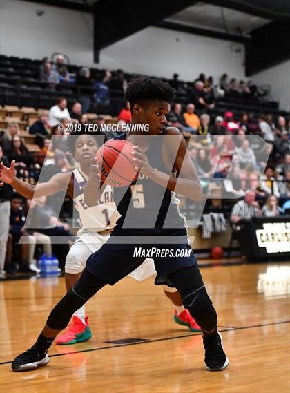 Thumbnail 3 in England vs. Maumelle Charter photogallery.
