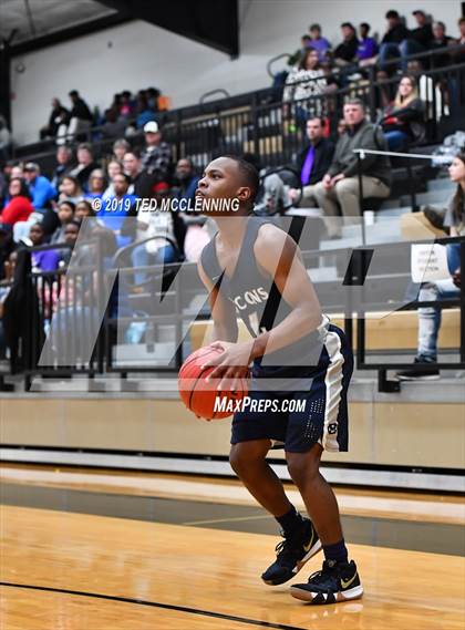 Thumbnail 1 in England vs. Maumelle Charter photogallery.