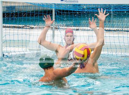 Thumbnail 2 in Mira Costa vs Carlsbad (CIF SoCal D2 Regional Final) photogallery.