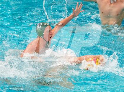 Thumbnail 2 in Mira Costa vs Carlsbad (CIF SoCal D2 Regional Final) photogallery.