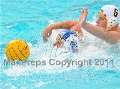 Thumbnail 2 in Agoura vs Royal (CIF SS D4 Final) photogallery.