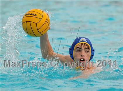 Thumbnail 1 in Agoura vs Royal (CIF SS D4 Final) photogallery.
