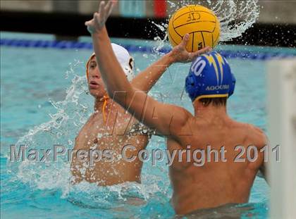 Thumbnail 1 in Agoura vs Royal (CIF SS D4 Final) photogallery.