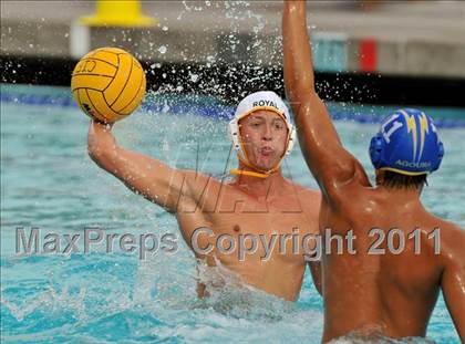 Thumbnail 3 in Agoura vs Royal (CIF SS D4 Final) photogallery.
