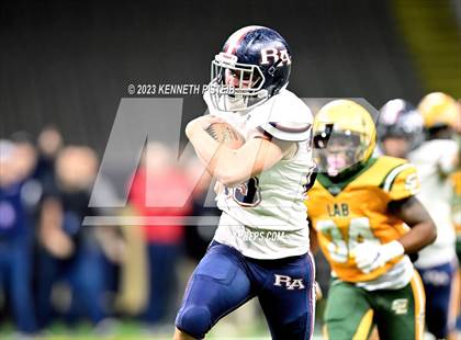 Thumbnail 3 in Riverside Academy @ Southern Lab (LHSAA Division IV Select Final) photogallery.