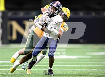 Thumbnail 2 in Riverside Academy @ Southern Lab (LHSAA Division IV Select Final) photogallery.