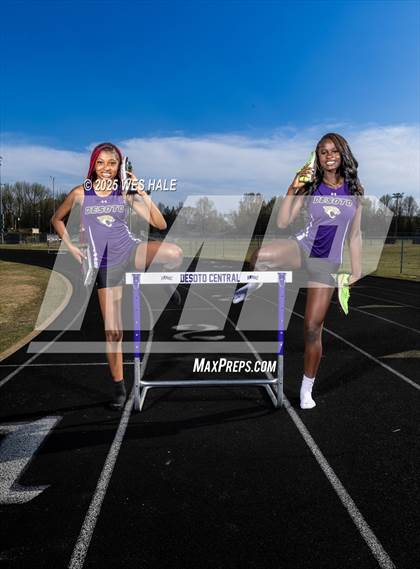 Thumbnail 2 in DeSoto Central (Team & Individual) photogallery.