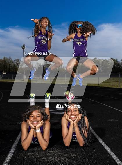 Thumbnail 2 in DeSoto Central (Team & Individual) photogallery.