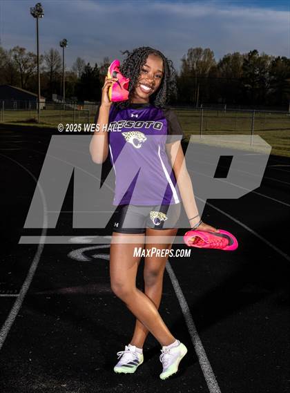 Thumbnail 1 in DeSoto Central (Team & Individual) photogallery.
