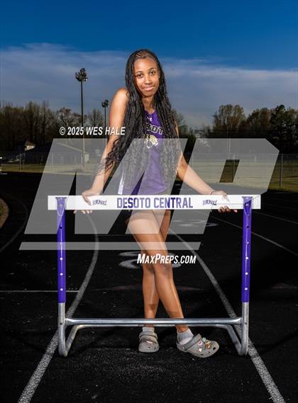 Thumbnail 1 in DeSoto Central (Team & Individual) photogallery.