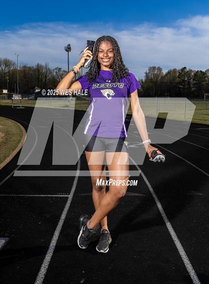 Thumbnail 1 in DeSoto Central (Team & Individual) photogallery.