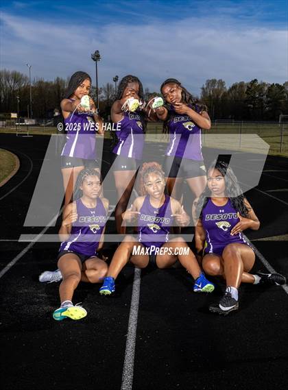 Thumbnail 1 in DeSoto Central (Team & Individual) photogallery.
