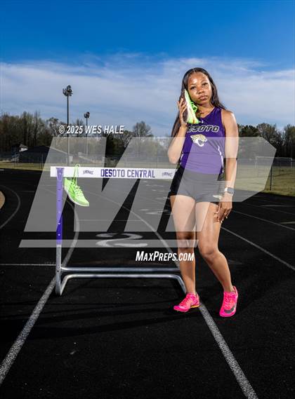 Thumbnail 1 in DeSoto Central (Team & Individual) photogallery.