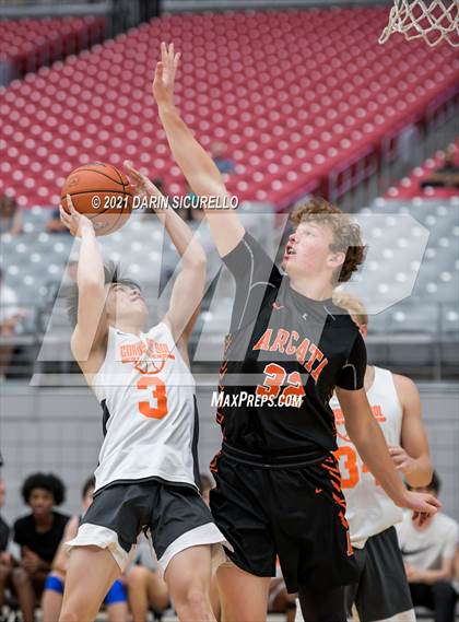 Thumbnail 3 in Arcata vs Corona del Sol (Section 7 Arizona Tournament) photogallery.