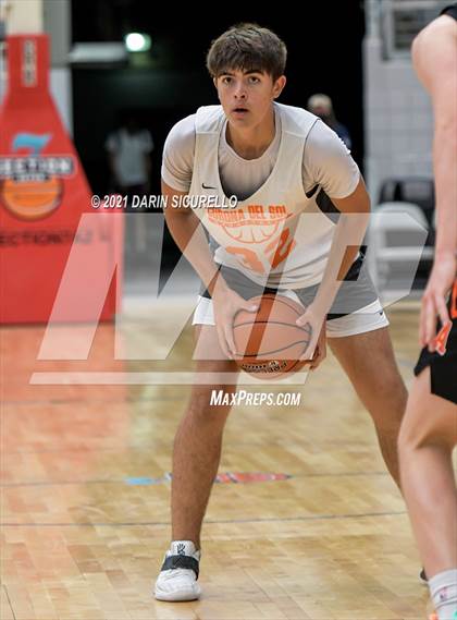 Thumbnail 3 in Arcata vs Corona del Sol (Section 7 Arizona Tournament) photogallery.