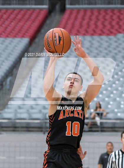 Thumbnail 3 in Arcata vs Corona del Sol (Section 7 Arizona Tournament) photogallery.
