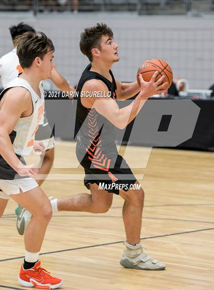 Thumbnail 2 in Arcata vs Corona del Sol (Section 7 Arizona Tournament) photogallery.