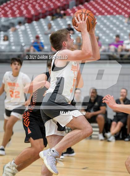 Thumbnail 2 in Arcata vs Corona del Sol (Section 7 Arizona Tournament) photogallery.