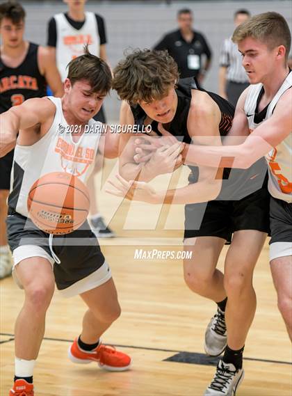Thumbnail 3 in Arcata vs Corona del Sol (Section 7 Arizona Tournament) photogallery.