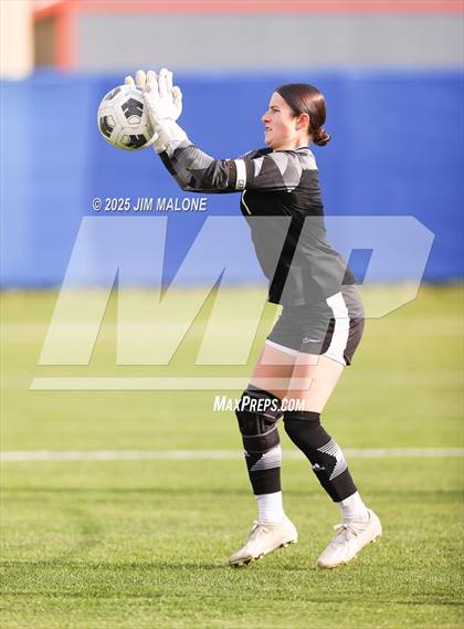 Thumbnail 1 in American vs. San Leandro photogallery.
