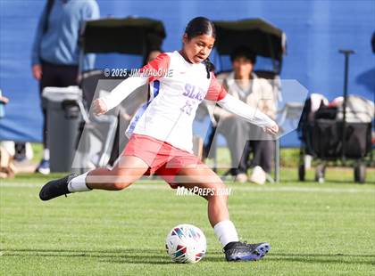 Thumbnail 3 in American vs. San Leandro photogallery.
