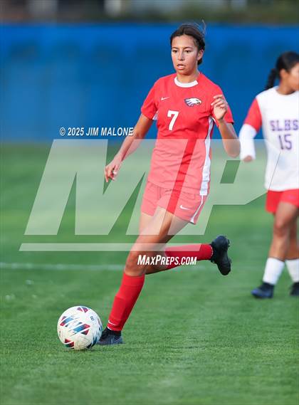 Thumbnail 3 in American vs. San Leandro photogallery.