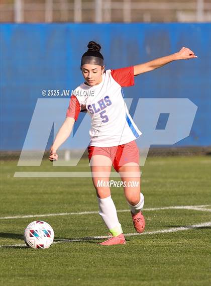Thumbnail 3 in American vs. San Leandro photogallery.