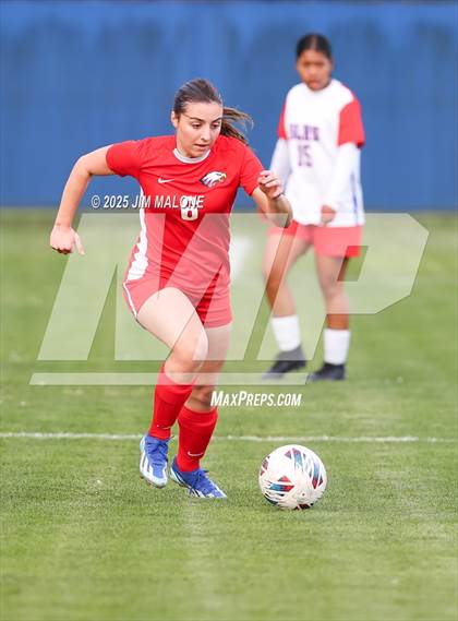 Thumbnail 2 in American vs. San Leandro photogallery.