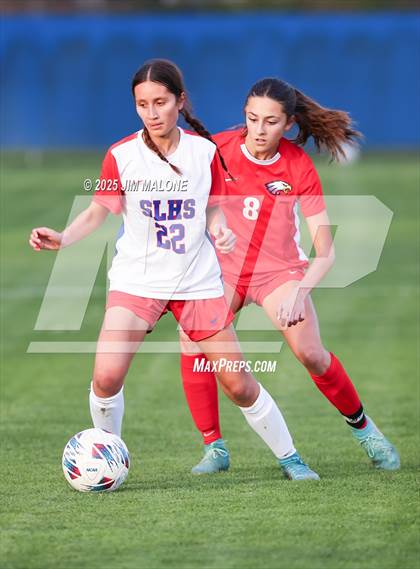 Thumbnail 1 in American vs. San Leandro photogallery.