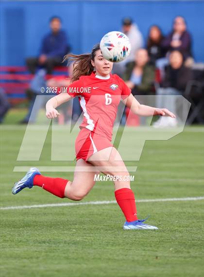 Thumbnail 3 in American vs. San Leandro photogallery.