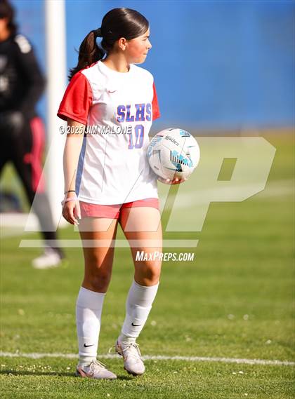 Thumbnail 1 in American vs. San Leandro photogallery.