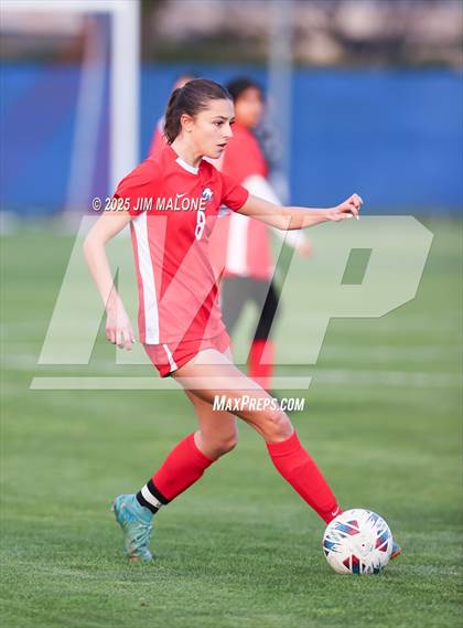 Thumbnail 2 in American vs. San Leandro photogallery.