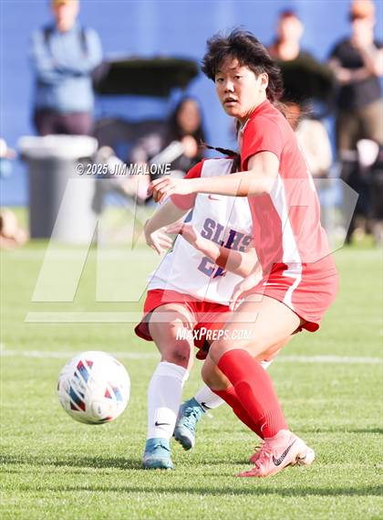 Thumbnail 3 in American vs. San Leandro photogallery.