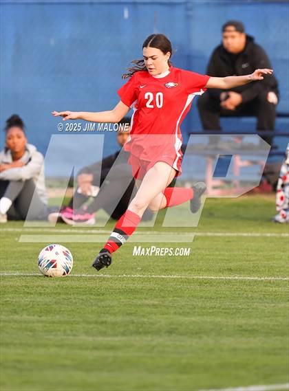 Thumbnail 3 in American vs. San Leandro photogallery.